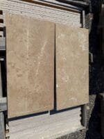 Con Construct.md бежевая травертиновая плита