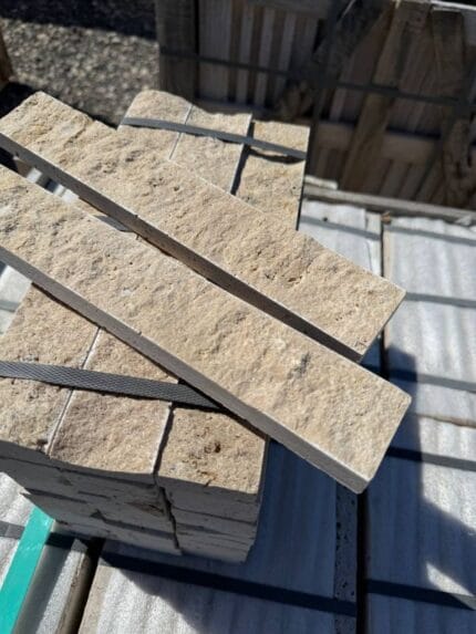 Con Construct.md Travertin Caramel